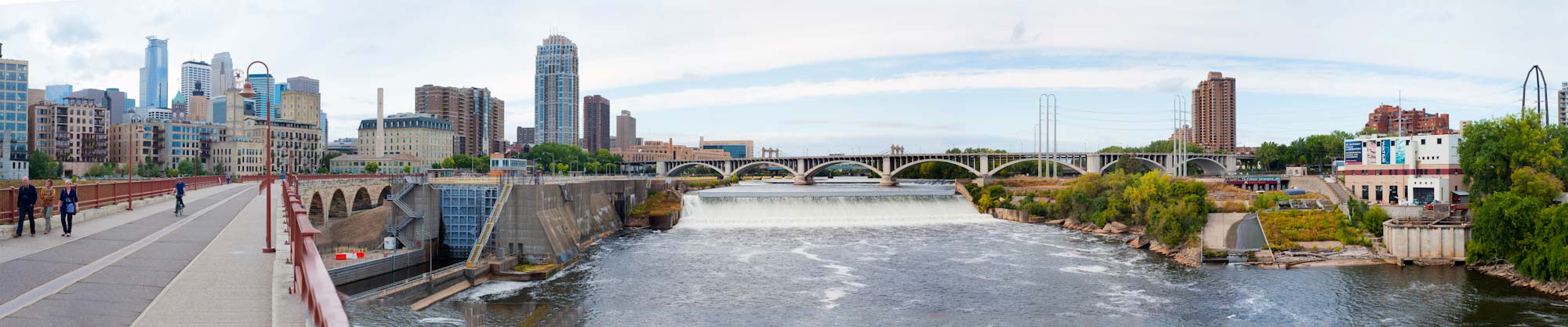 Mississippi river connecting downtown Minneapolis and St. Anthony Falls Lab.